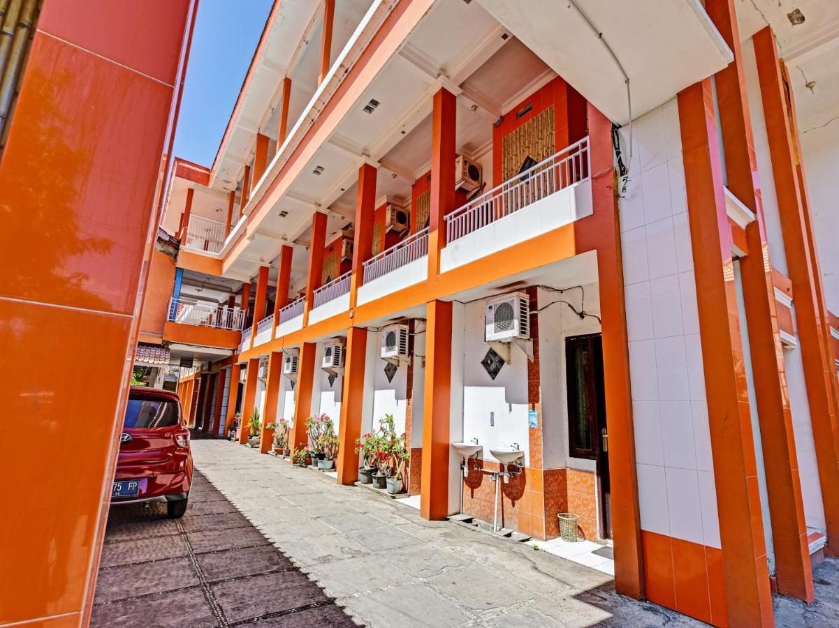 Collection O 91489 Hotel Tanjung Permata Cilacap Esterno foto