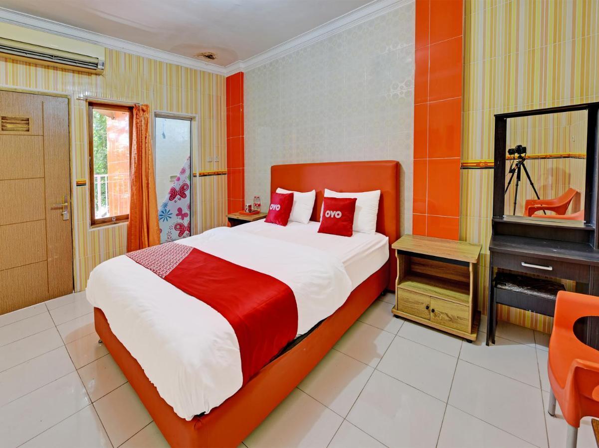 Collection O 91489 Hotel Tanjung Permata Cilacap Esterno foto