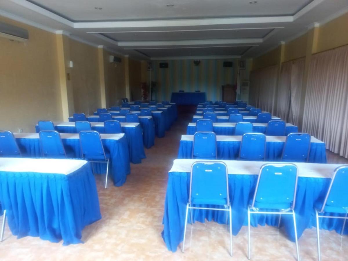 Collection O 91489 Hotel Tanjung Permata Cilacap Esterno foto
